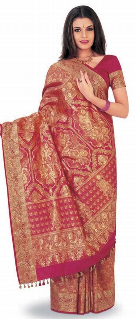 gujarati-drape Sari with Gujarati Drape